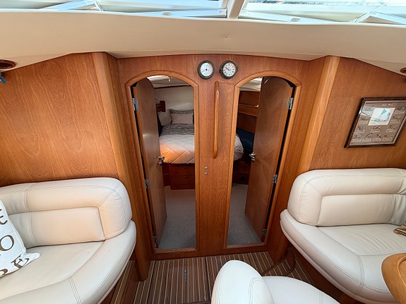 Jeanneau Sun Odyssey 54 DS – Ny motor | Nytt teakdekk | Omfattende oppgradert 22 of 30