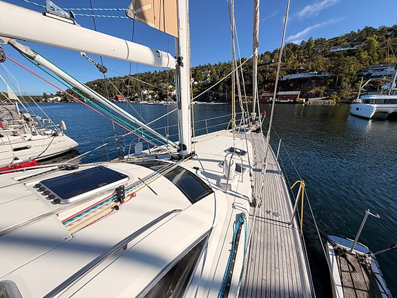 Jeanneau Sun Odyssey 54 DS – Ny motor | Nytt teakdekk | Omfattende oppgradert 7 of 30