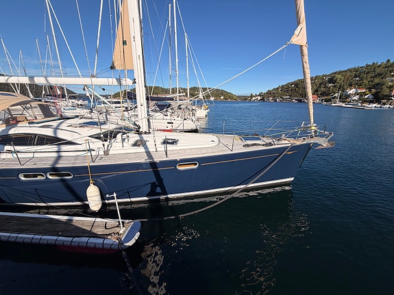 Jeanneau Sun Odyssey 54 DS – Ny motor | Nytt teakdekk | Omfattende oppgradert 5 of 30