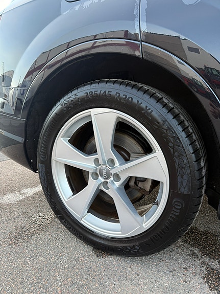 Audi Q7 17 of 30