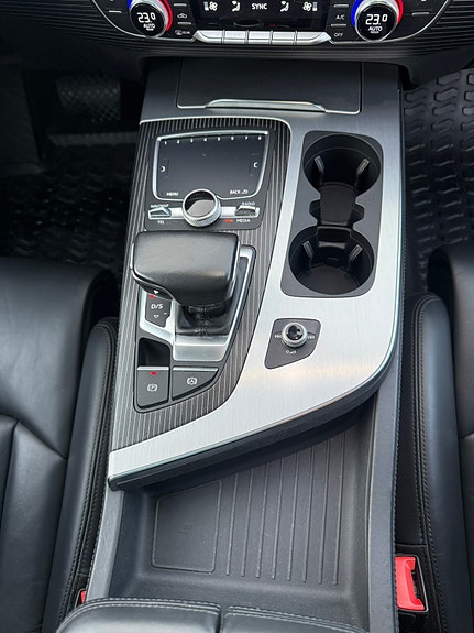 Audi Q7 28 of 30