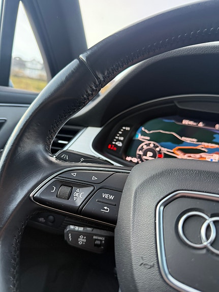 Audi Q7 20 of 30
