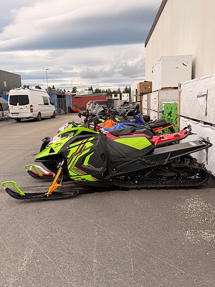 Arctic-cat M 8000 146" Twin-rail CE 64mm 5 of 6
