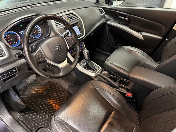 Suzuki SX4 S-Cross 13 of 28