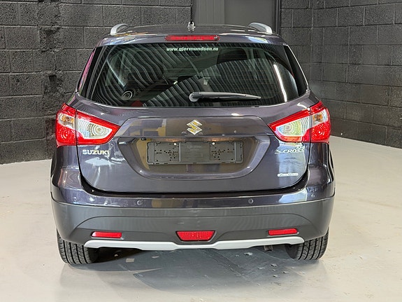 Suzuki SX4 S-Cross 9 of 28
