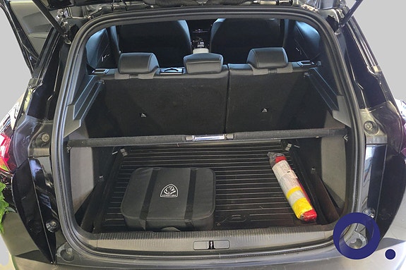 Peugeot e-2008 26 of 27