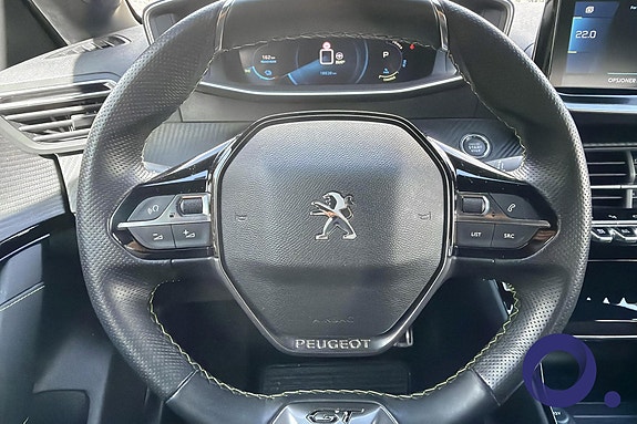 Peugeot e-208 14 of 29