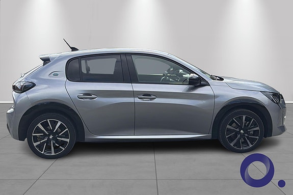 Peugeot e-208 6 of 29