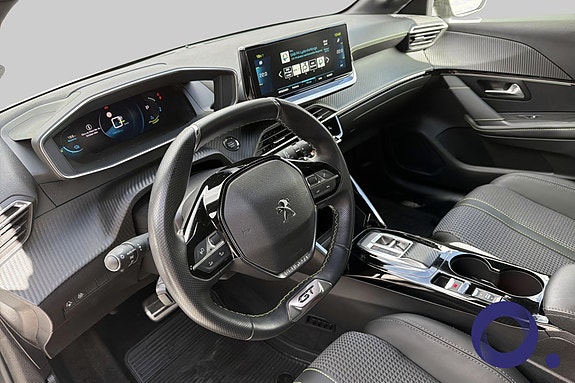 Peugeot e-208 12 of 29