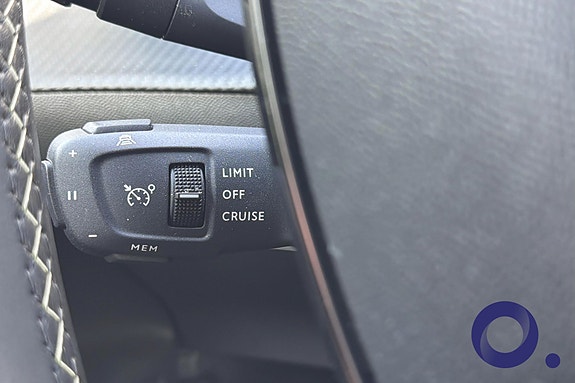 Peugeot e-208 17 of 29