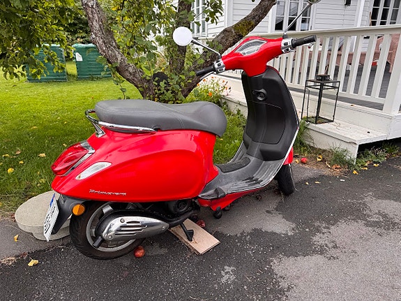 Vespa Primavera 50 7 of 19