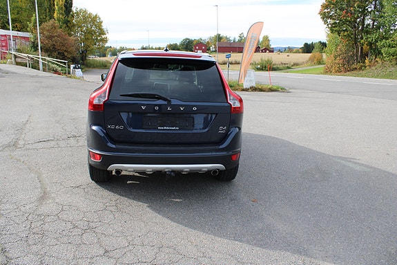 Volvo XC60 7 of 30