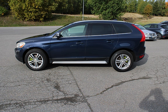 Volvo XC60 5 of 30