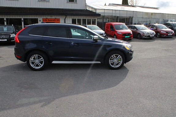 Volvo XC60 11 of 30