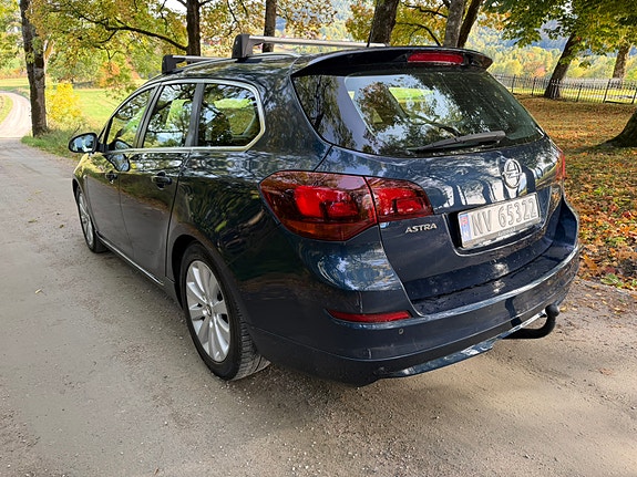 Opel Astra 7 of 24