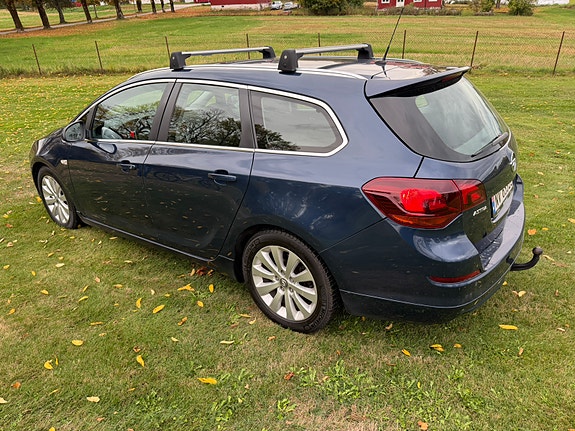 Opel Astra 21 of 24