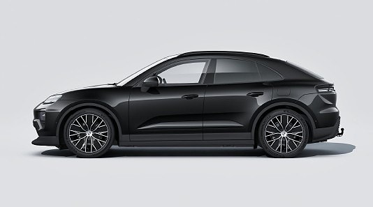 Porsche Macan 2 of 6