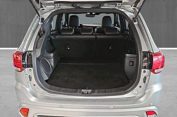 Mitsubishi Outlander 14 of 19