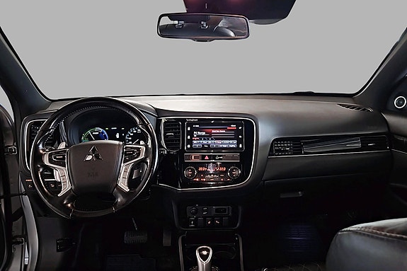 Mitsubishi Outlander 10 of 19