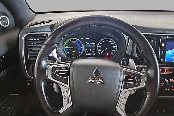Mitsubishi Outlander 12 of 19