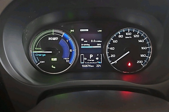 Mitsubishi Outlander 16 of 19