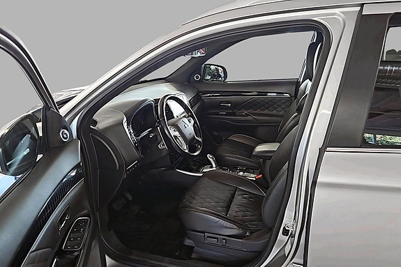 Mitsubishi Outlander 9 of 19