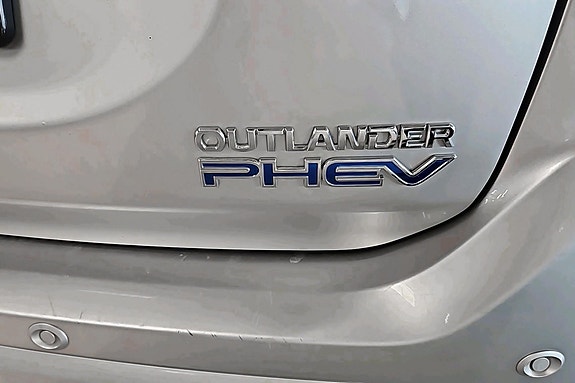Mitsubishi Outlander 19 of 19