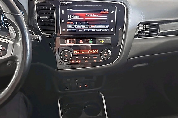 Mitsubishi Outlander 18 of 19