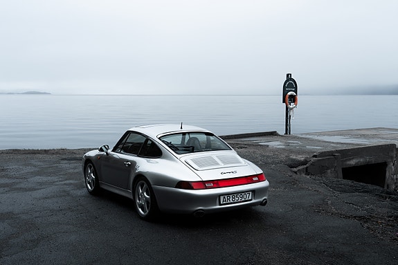 Porsche 911 21 of 30