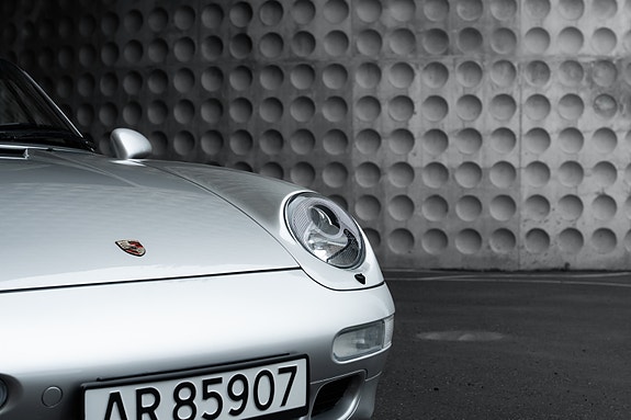 Porsche 911 11 of 30