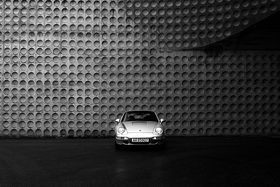 Porsche 911 14 of 30