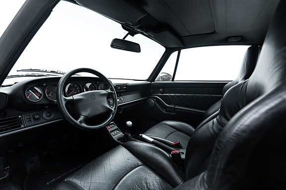 Porsche 911 26 of 30