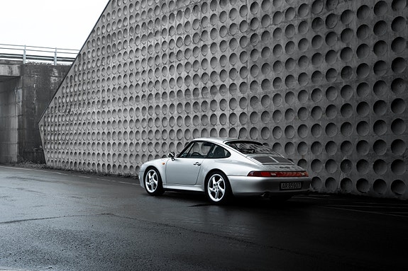 Porsche 911 5 of 30