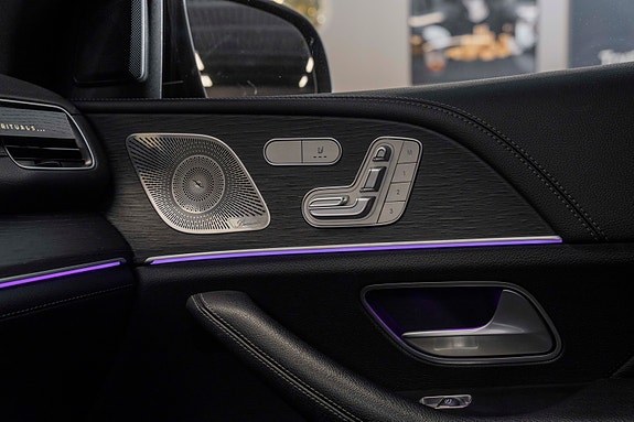 Mercedes-Benz GLE350 de 24 of 30