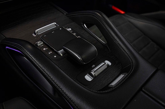 Mercedes-Benz GLE350 de 15 of 30