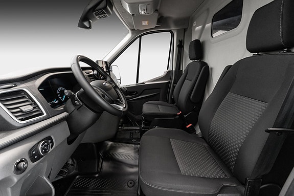 Ford Transit 19 of 25
