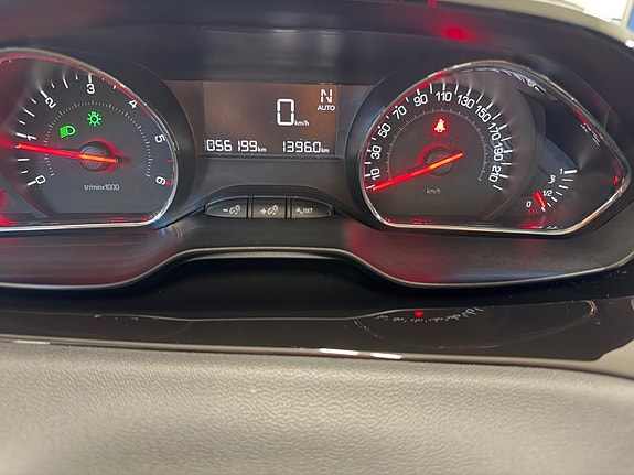 Peugeot 208 28 of 30
