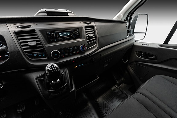 Ford Transit 15 of 25