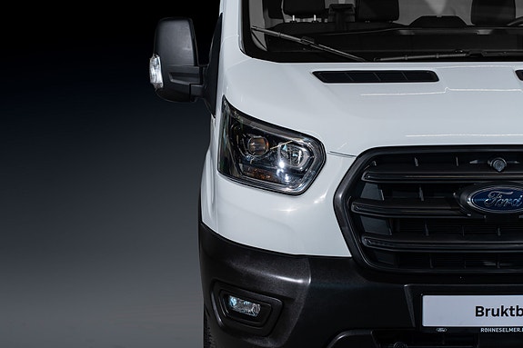 Ford Transit 9 of 25