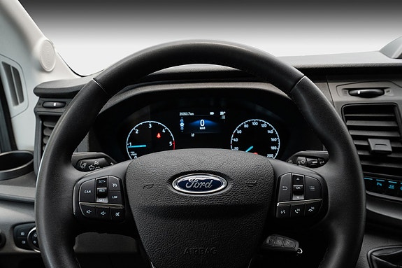 Ford Transit 12 of 25
