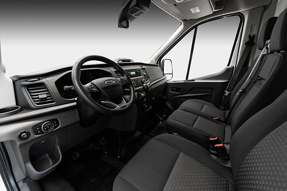 Ford Transit 21 of 25