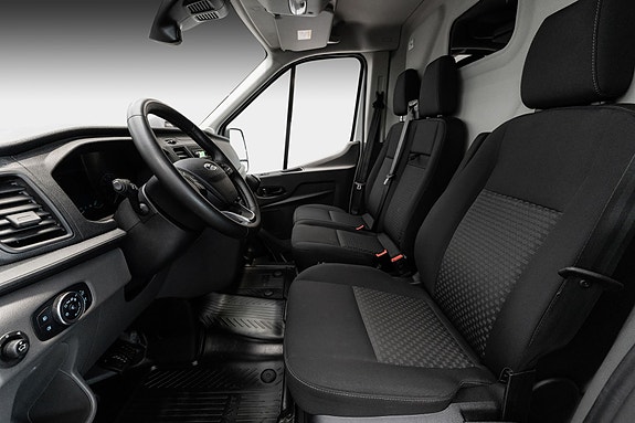 Ford Transit 20 of 25