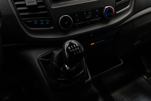 Ford Transit 16 of 25