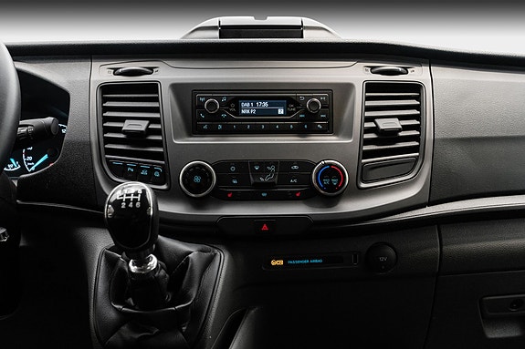 Ford Transit 18 of 25