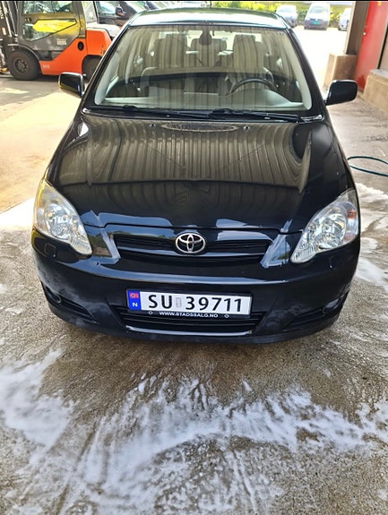 Toyota Corolla 3 of 17