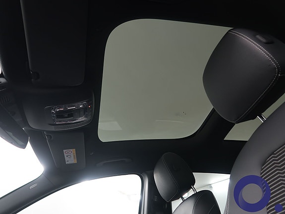 Mercedes-Benz EQA300 21 of 29