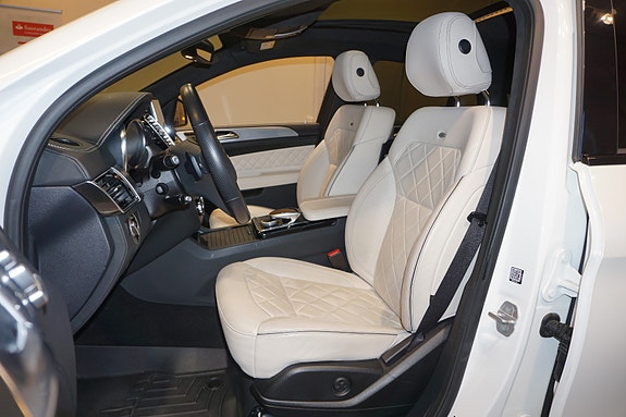Mercedes-Benz GLE350 d 29 of 30