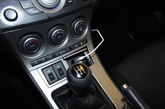 Mazda 3 13 of 15