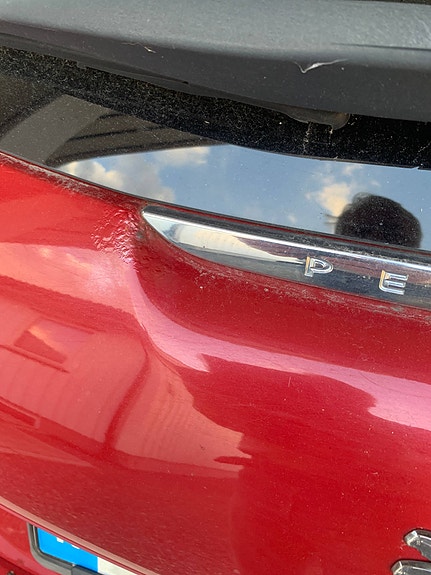 Peugeot 208 4 of 4