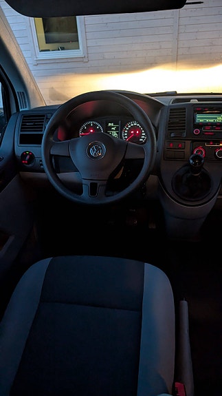 Volkswagen Transporter 8 of 12